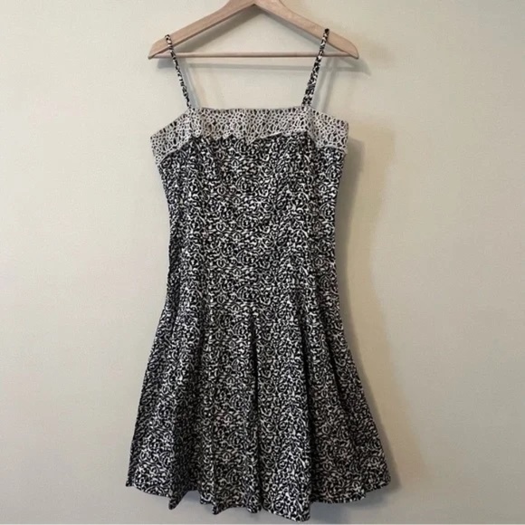 Nine West Size 8 Cotton Dress with Lace Detail - Picture 1 of 7